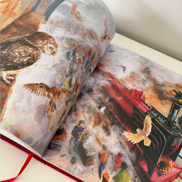 Harry Potter and the Sorcerer's Stone Red Hardcover Book - Picture 4 of 6